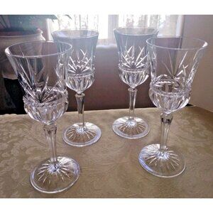 Carthage By D'ARques Durand  Wine Glasses 8"5 tall set of 4 Crystal Wine Glasses